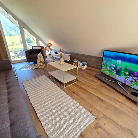 Kukucka Apartment Zdiar